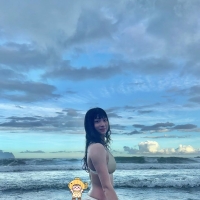 個性強勢的御姐人妻    老公體力太差  根本滿足不了她