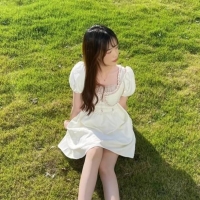 酥酥 157cm  44kg  B  19歲  奶萌可愛小蘿莉嬌小可愛愛