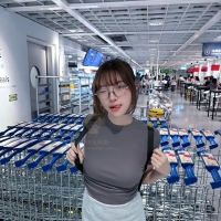 可愛反差系女友，外表氣質滿分