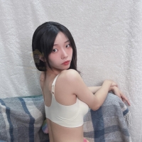 氣質女大生兼職  一張小嘴超會舔  邊舔邊吐舌頭的小母狗...