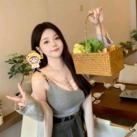 一位超辣H奶小嫩妹  非常推！