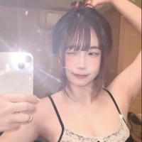 長得像卡通女主角 但身材卻完全不給人留情  奶子超大又...