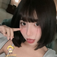 擁有前凸後翹的好身材和漂亮的臉蛋