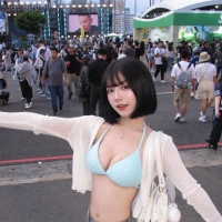 會穿搭的韓味小美女 氣質乾淨清爽耐看