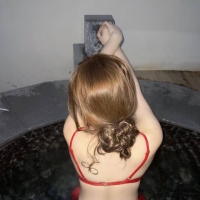 性感爆乳辣妹個性很open身材火辣