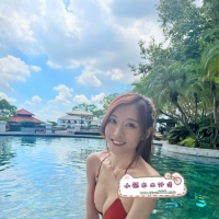 陽光清純的大奶美人 平常是游泳教練